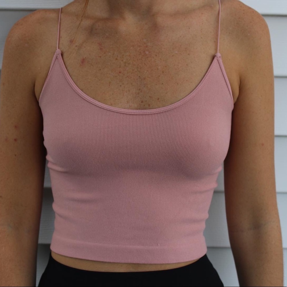 Great stretchy material best used for hanging around the house or going out!